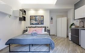 Holiday Homes Rome - Portuense 21 - Studio With Little Private Garden